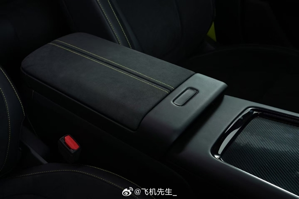 领克10 EM-P官图遭泄 陈震:和我无关 我也想知道谁会赔500万