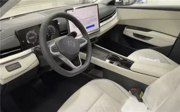 看齐大哥迈腾!全新大众速腾实车曝光:现款12.79万元起