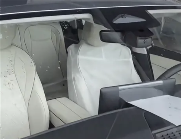 看齐大哥迈腾!全新大众速腾实车曝光:现款12.79万元起