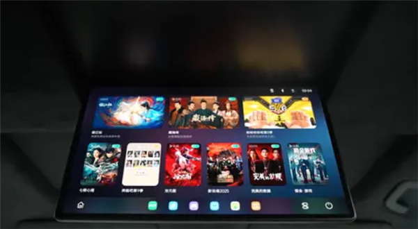 逆流而上的极简主义！乐道L90实车内饰首曝：中控只有一块屏