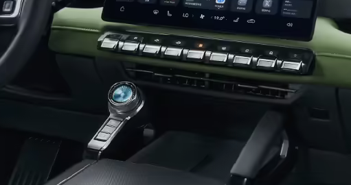 “东风 x 华为智野第一车”！猛士M817官宣7月17日开启预售