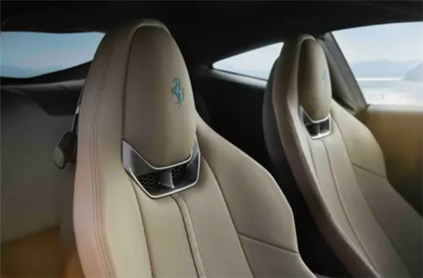 最便宜的法拉利来了！全新车型Amalfi官宣：海外售价219万元