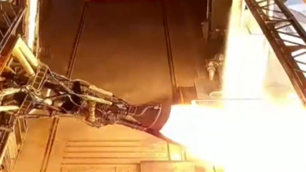 一级复用30+次！引力二号中大型可回收火箭三合一联合试车圆满成功