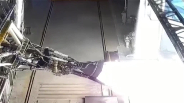 一级复用30+次！引力二号中大型可回收火箭三合一联合试车圆满成功