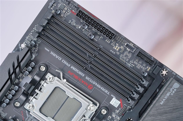 12+2+1相供电！铭瑄终结者B850M PRO WIFI图赏