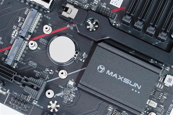 12+2+1相供电！铭瑄终结者B850M PRO WIFI图赏