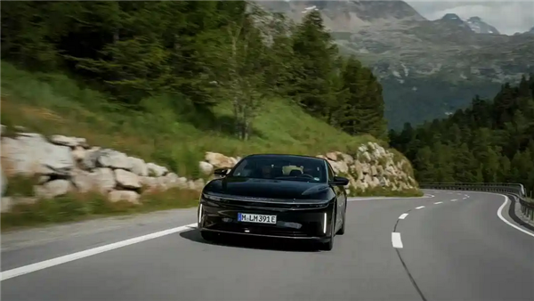 电动车续航新王诞生！Lucid 1205公里破吉尼斯世界纪录