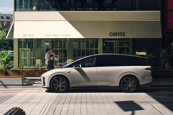 再次定义纯电SUV!理想i8发布会定档:7月29日见