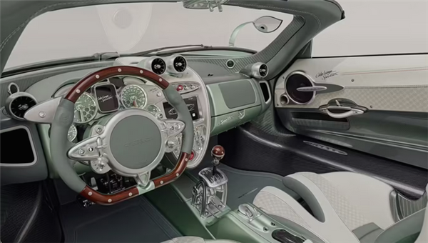 帕加尼新神车降临!全球仅10台 价格超过0.5个小目标