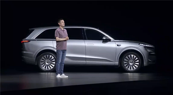 李斌:蔚来充换电建设10年时间已投入180亿元