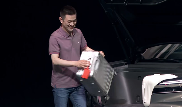 大型家用三排SUV最优解!蔚来乐道L90预售:19.39万起