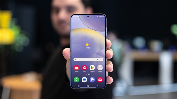 首发鸡血版骁龙8 Elite 2!三星Galaxy S26系列现身