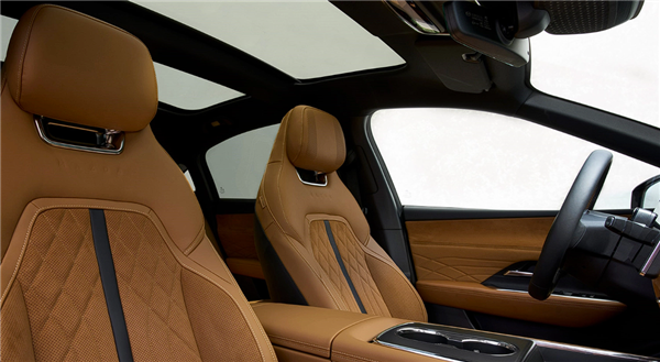 内销转出口摇身就卖37万多 马自达6e发布:就是国内EZ-6