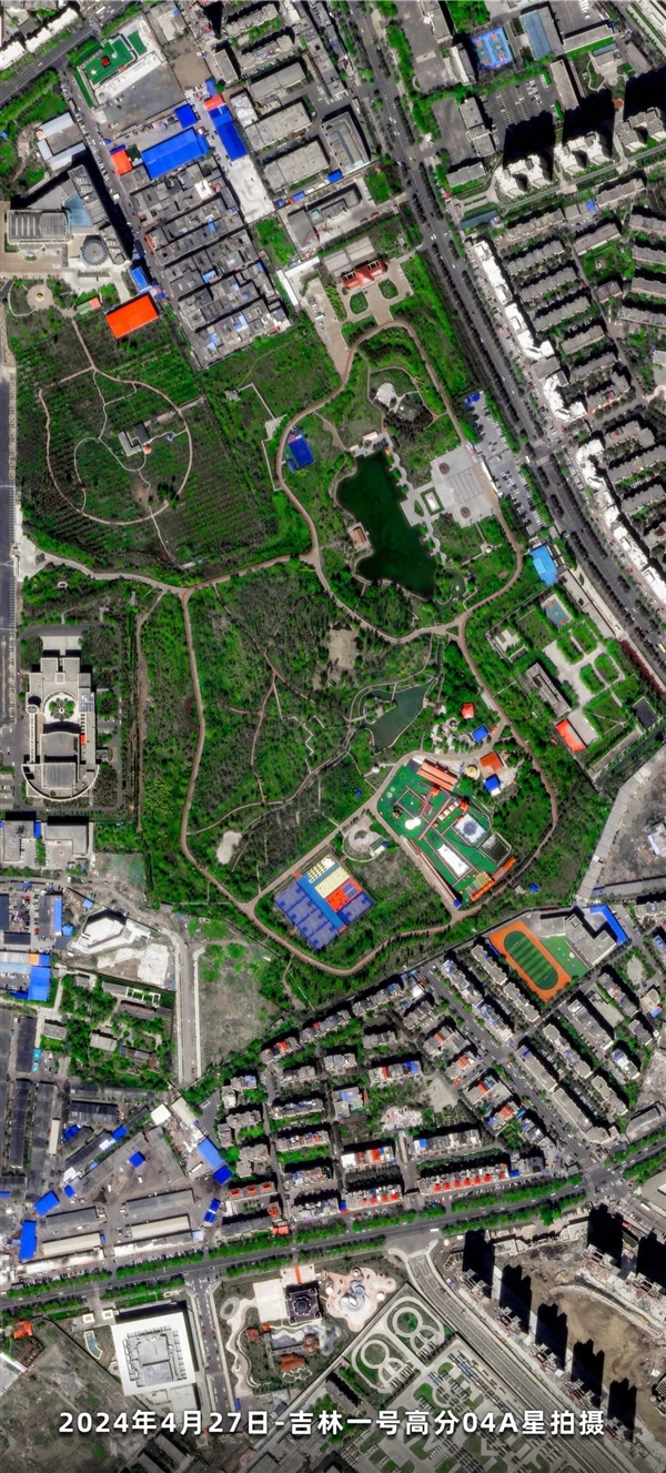 卫星图：乌鲁木齐2000年的历史 浓缩在这7平方公里