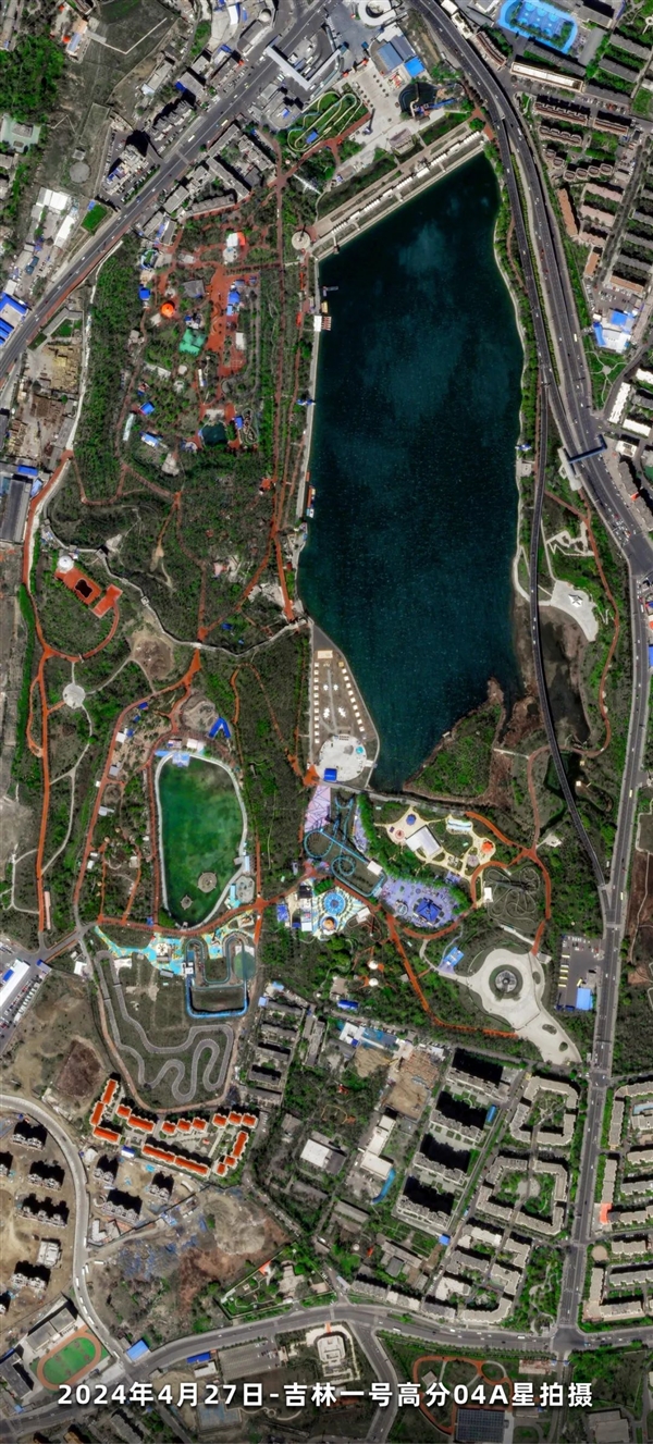 卫星图：乌鲁木齐2000年的历史 浓缩在这7平方公里