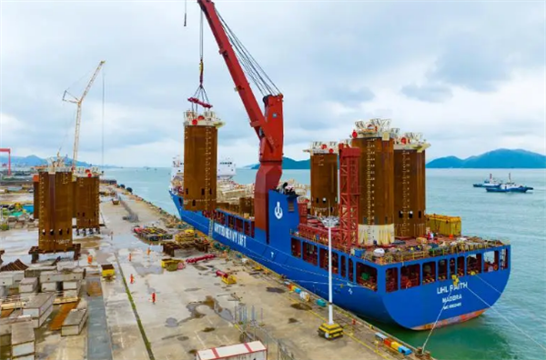 行业先进水平 !国产24套2000米级“定海神针”启运巴西