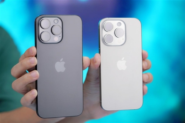 你注意过没!iPhone摄像头旁边竟然有个小孔:作用揭秘