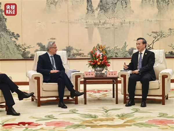 NVIDIA CEO黄仁勋奔波中美两国！为了AI 为了造福全人类