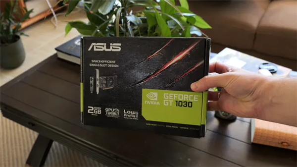 最慢的DX12显卡GT 1030实测FSR：帧数翻倍仍难以畅玩