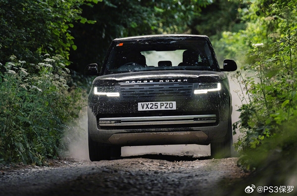 思路对了!纯电路虎揽胜实车公布:和燃油版看不出什么区别