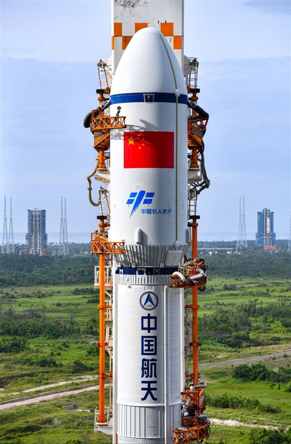 史上首次!天舟九号发射时 天舟十号已待命