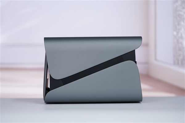 四盘位NAS天花板!极空间Z4Pro+性能版图赏