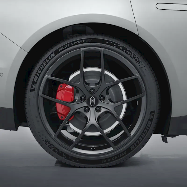 Logo上车 新款智界R7申报图公布:备受吐槽的一个设计终于改了