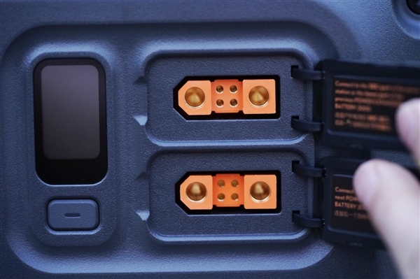 户外电源迎来闪充新时代！大疆新一代1度电户外电源图赏