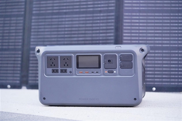 户外电源迎来闪充新时代！大疆新一代1度电户外电源图赏