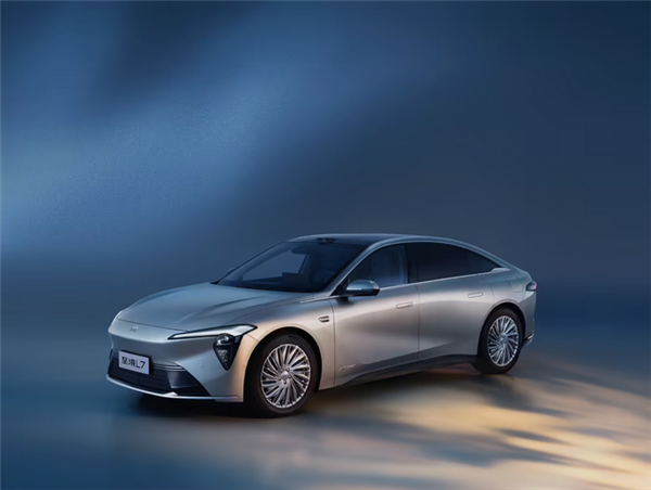 别克至境品牌首车至境L7外观发布:定位30万级豪华增程轿车