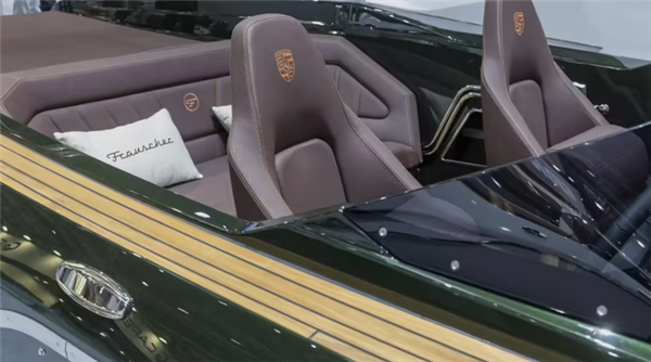 保时捷跨界下海!保时捷电动艇92km/h刷新海上速度记录