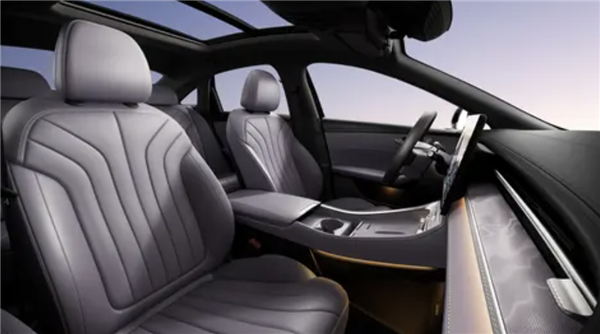 荣威M7 DMH内饰官宣:搭载悬浮大屏 保留物理按键