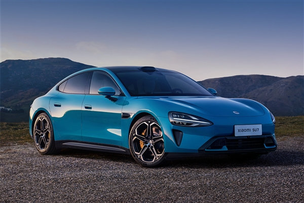 前方突然让路不要得意要警惕!雷军:这驾驶技巧很重要