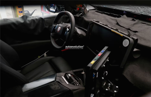 全新宝马X5内饰曝光！放弃仪表 搭载小米YU7同款全景屏