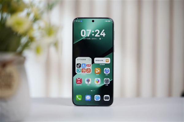 王者归来!华为时隔四年重返国内手机市场第一