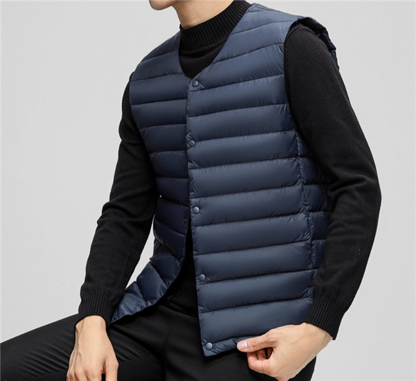 反季清仓 雪中飞羽绒马甲47元 13种颜色可选