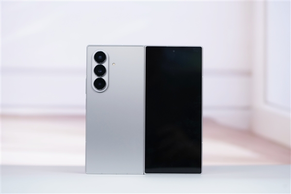 7天104万台!三星Galaxy Z Fold7/Flip7在韩预售量破纪录