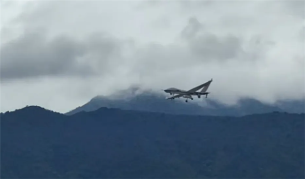 全国首次！翼龙应急型无人机完成台风预警侦察任务