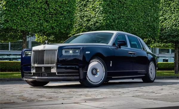 将中国壁画带进车内！劳斯莱斯Bespoke 高定系列车型亮相