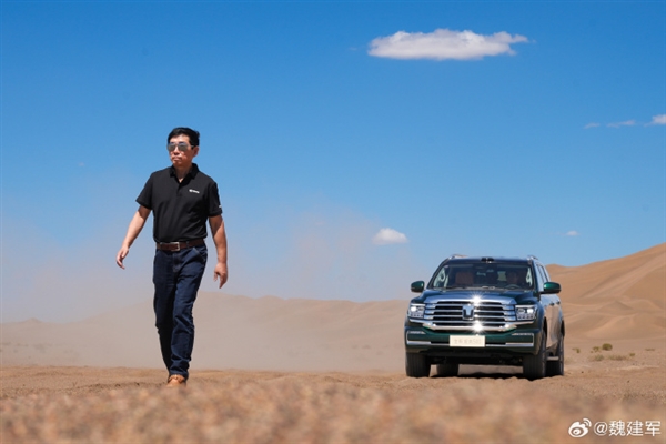 魏建军发布新款坦克500实车图:“敦煌绿”车色首次亮相