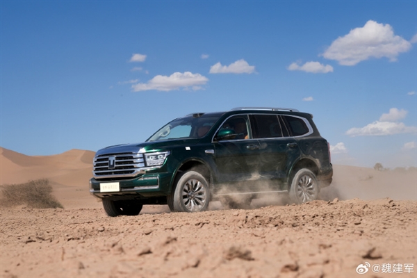 魏建军发布新款坦克500实车图:“敦煌绿”车色首次亮相