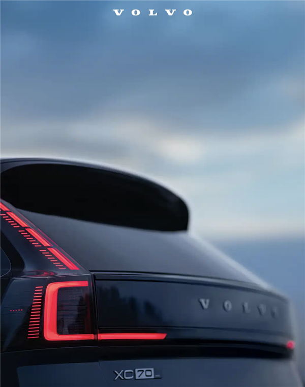 沃尔沃XC70牛仔蓝首发亮相！定位中型SUV 8月开启预售