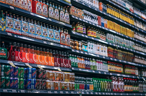 呕吐到失去意识!23岁男子疑因未洗罐装瓶口染鼠尿病身亡