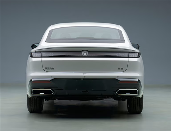 燃油插混两种动力！新款长安逸动即将下线：现款7.29万元起