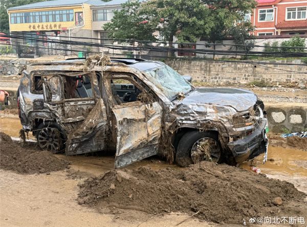 A柱零变形+全程通电!比亚迪方程豹灾区救援实车曝光