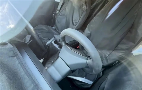 各种减配!特斯拉突然推出廉价版Model Y:马斯克真急了