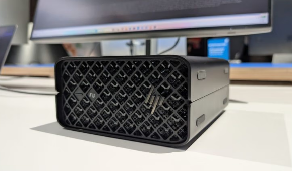 惠普Z2 Mini G1a工作站首发21999元:锐龙AI MAX+ PRO 395