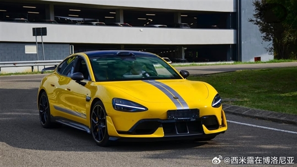 网友炸锅!曝法拉利官方买了一台小米SU7 Ultra:用于测试及开发下一代纯电平台