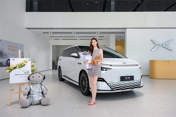 韩国氧气美女李多海喜提小鹏X9:还特意要去考中国驾照