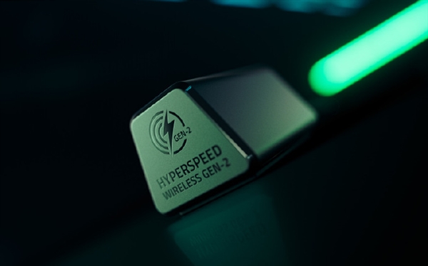 1999元 雷蛇旋风黑鲨V3专业版头戴耳机发布 无线也0延迟